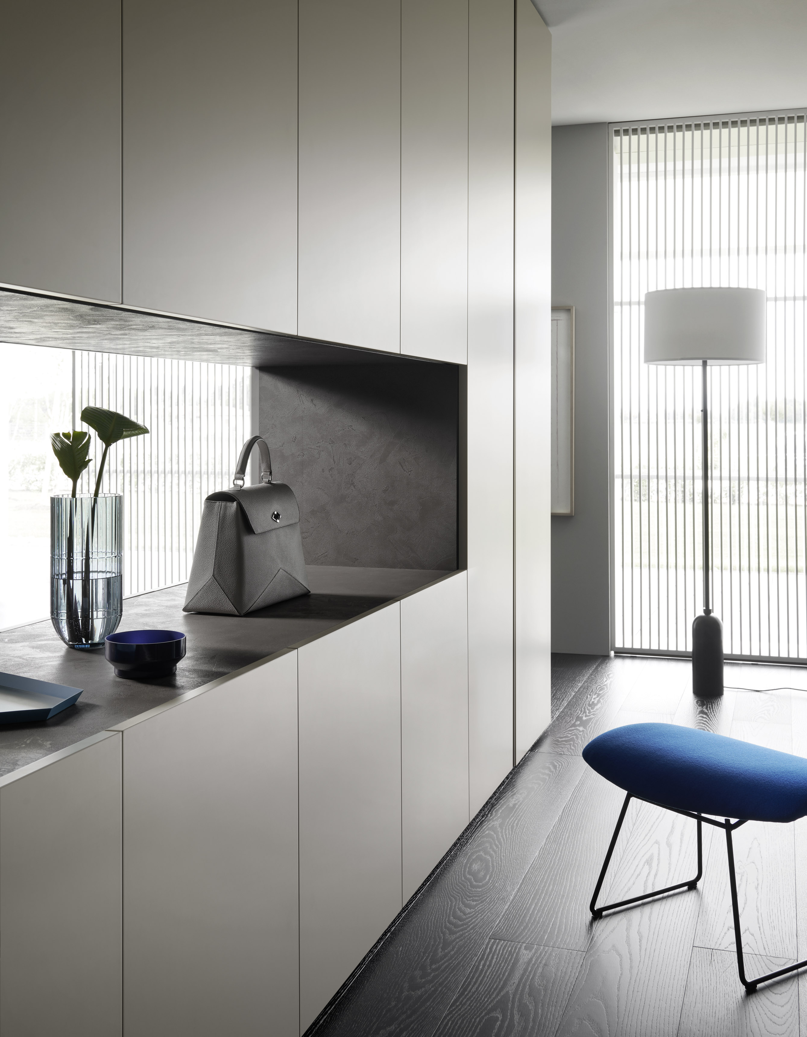 Guardaroba bifacciale con teca - San Giacomo